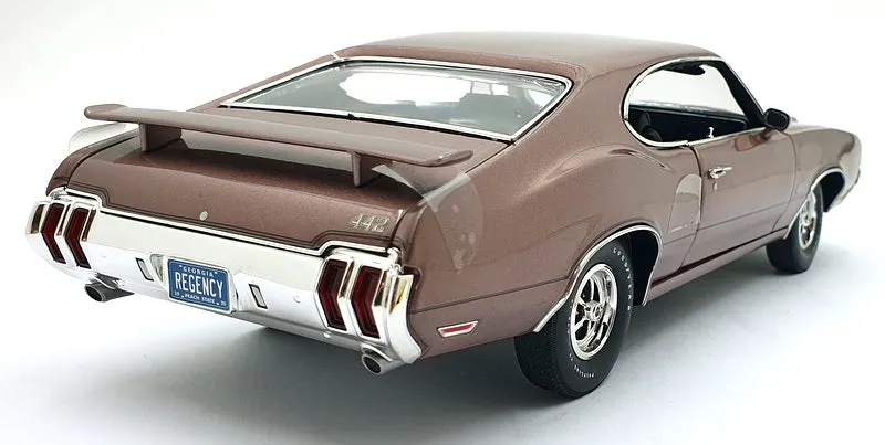 Acme 1/18 Scale Diecast A1805626 1970 Oldsmobile 442 - Regency Rose