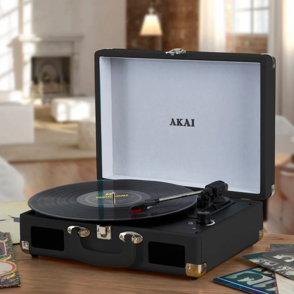 Akai Retro Bluetooth Rechargeable Turntable in Faux Leather Case Black