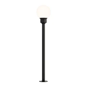 Alumilux: Landscape Globe Light with 24" Pole