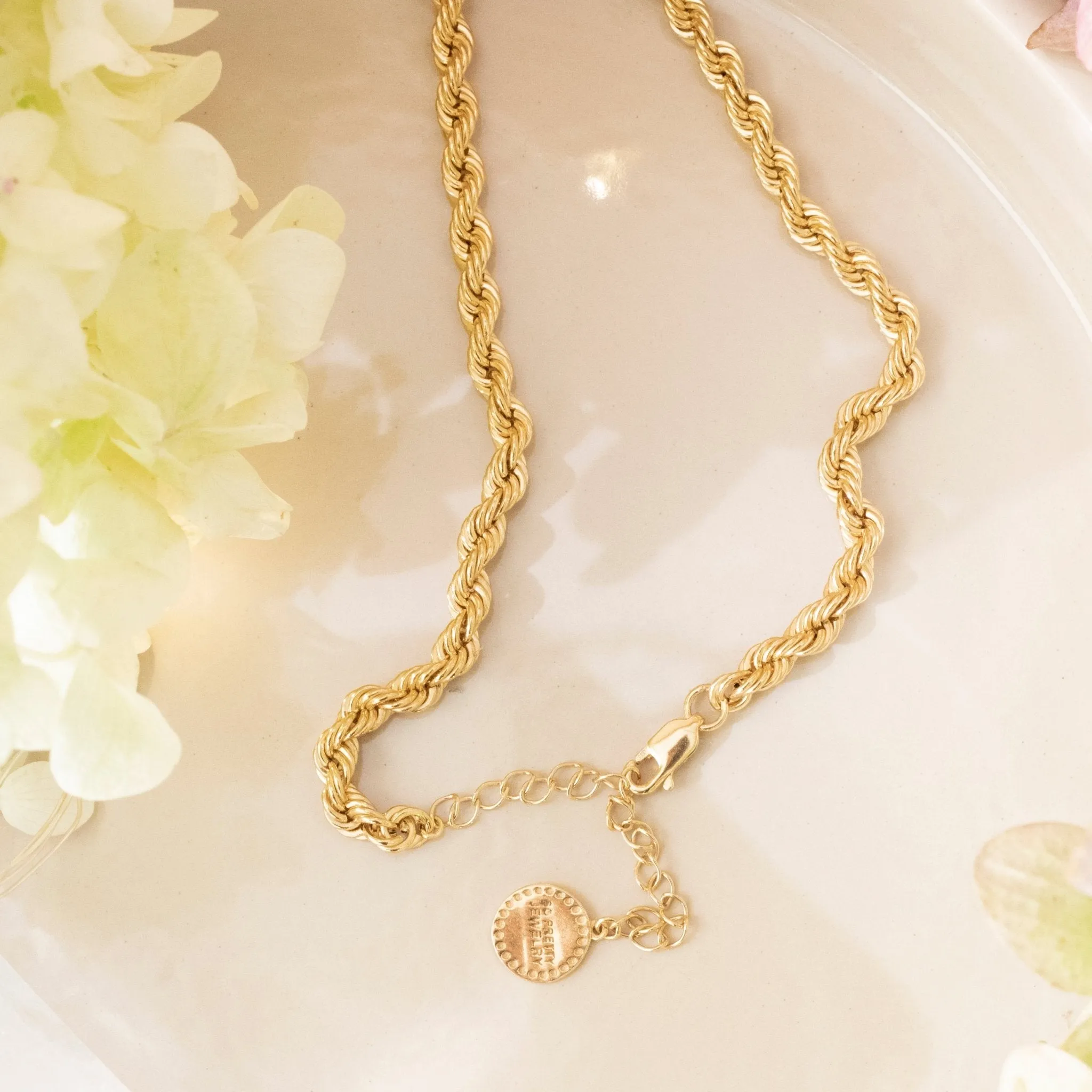 FRAICHE LUXE ROPE NECKLACE - GOLD