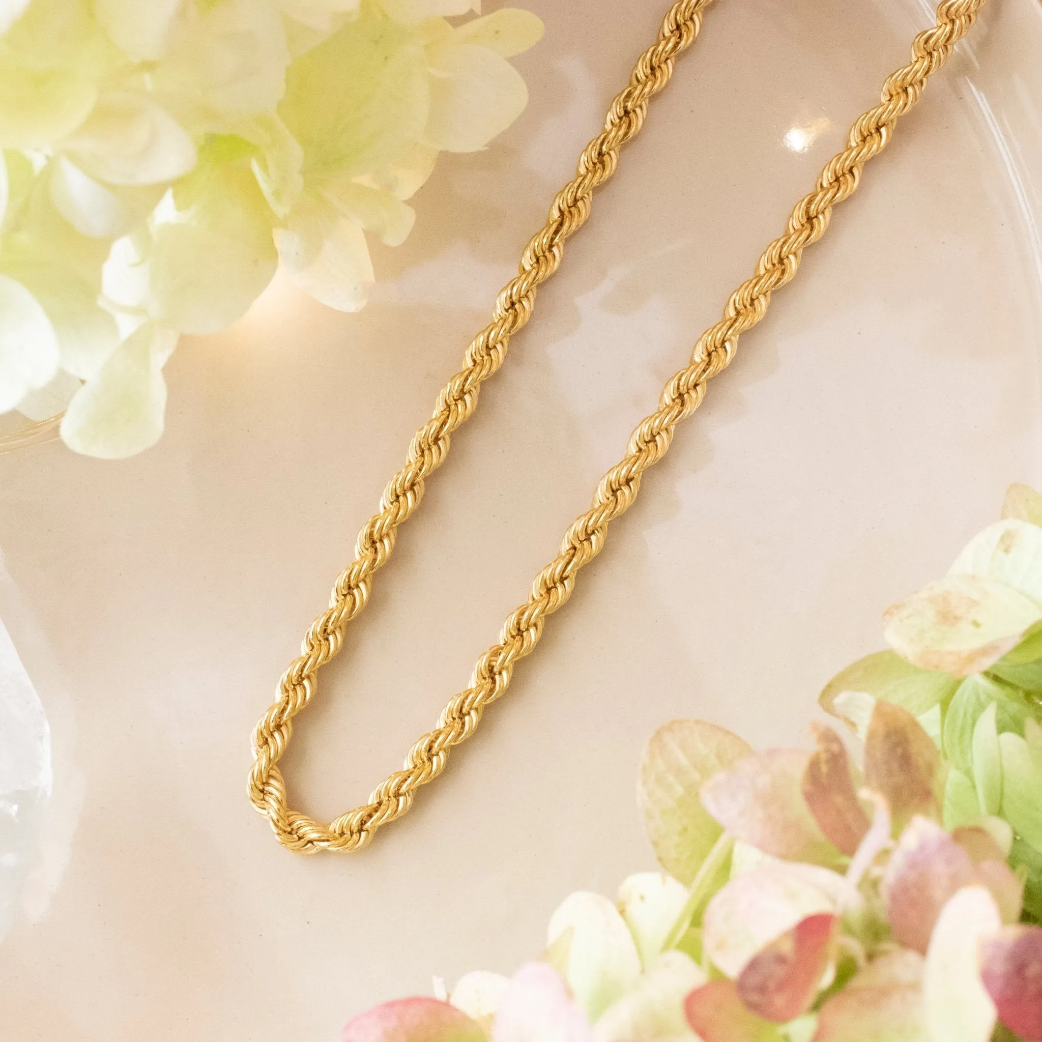 FRAICHE LUXE ROPE NECKLACE - GOLD