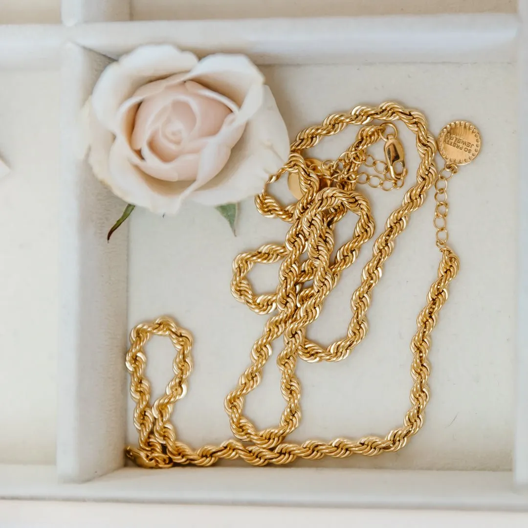 FRAICHE LUXE ROPE NECKLACE - GOLD