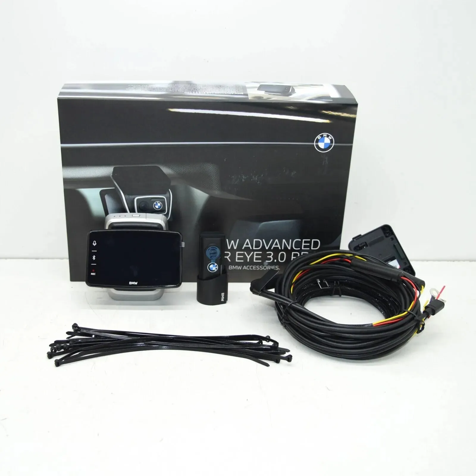 Genuine BMW Advanced Car Eye 3.0 PRO Dashcam Front & Back