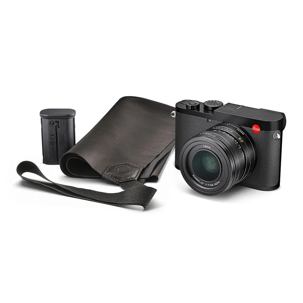 Leica Q2 Traveler Kit