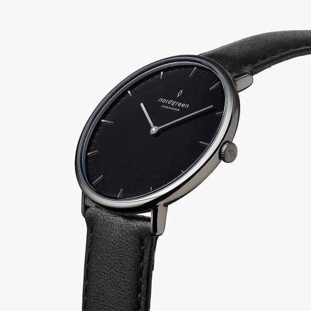 Native | Black Dial - Black Vegan Leather