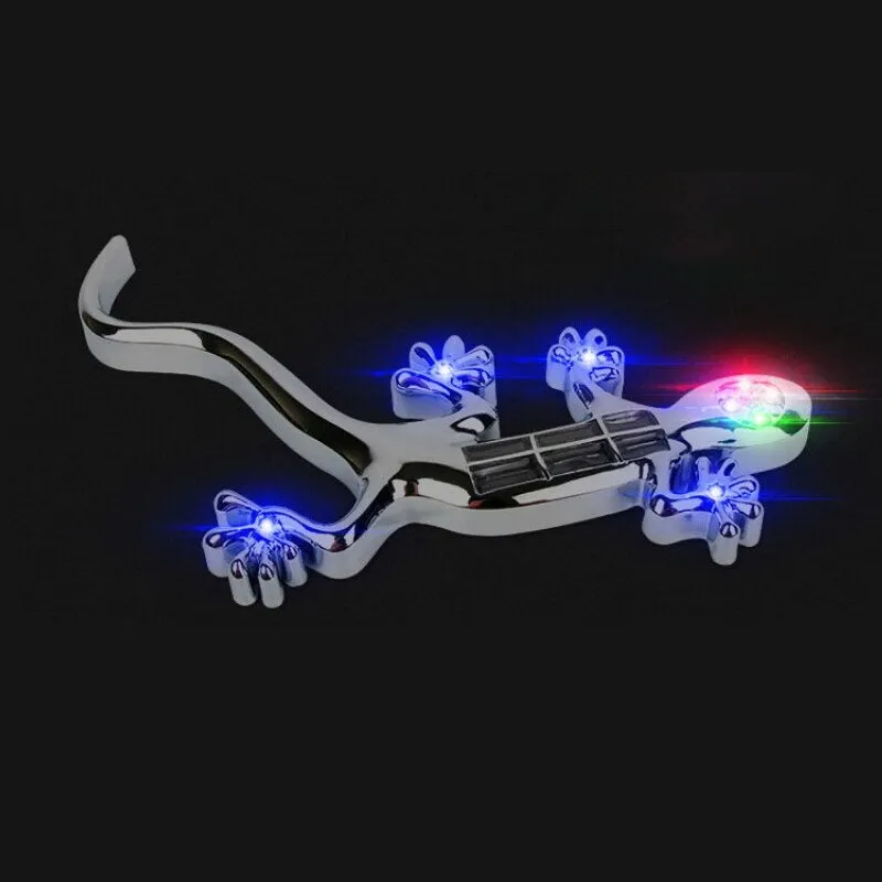 Party Gecko Solar-Powered Car Lamp