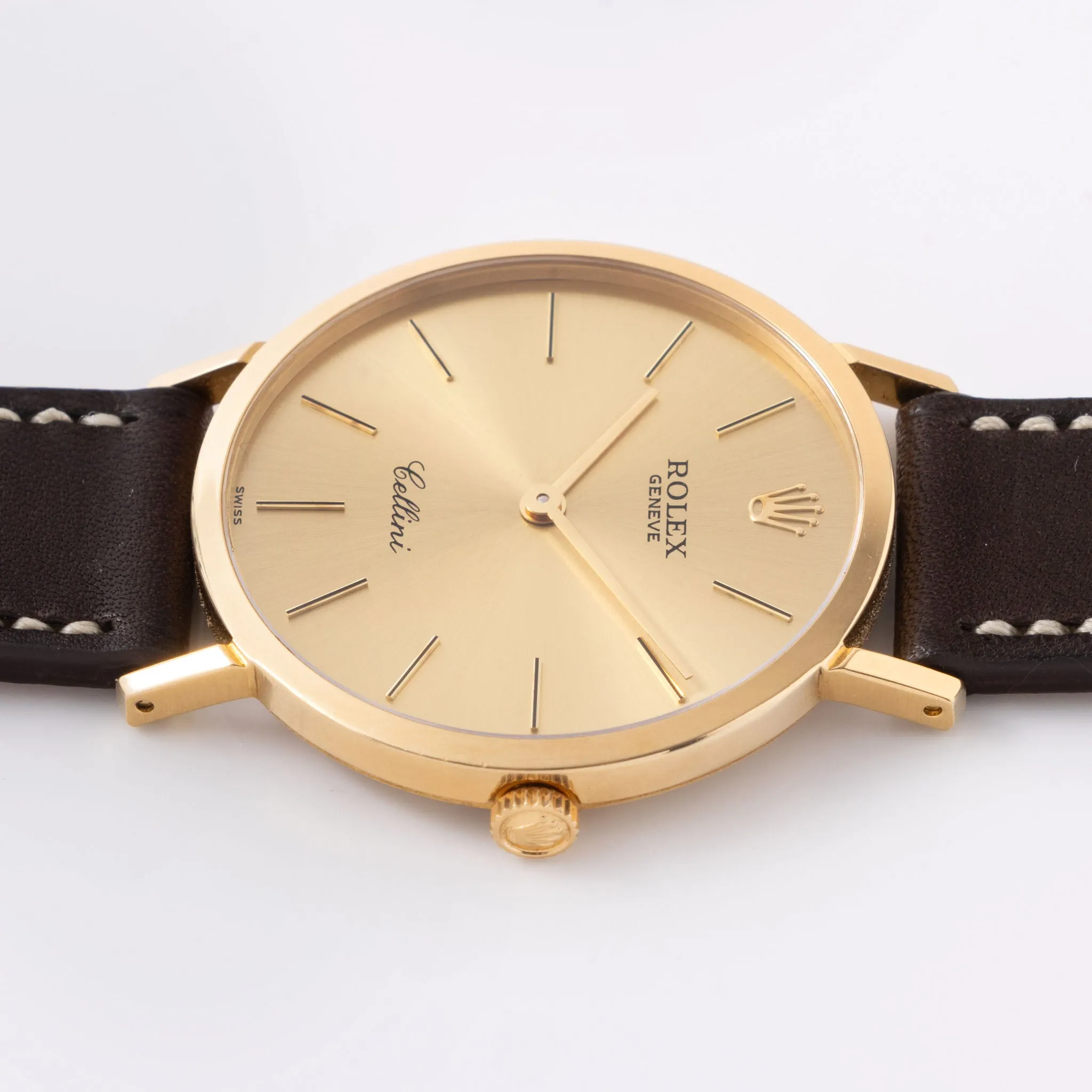 Rolex Cellini Champagne Dial in 18k Yellow Gold with Original Box and Guarantee Paper Ref. 4112