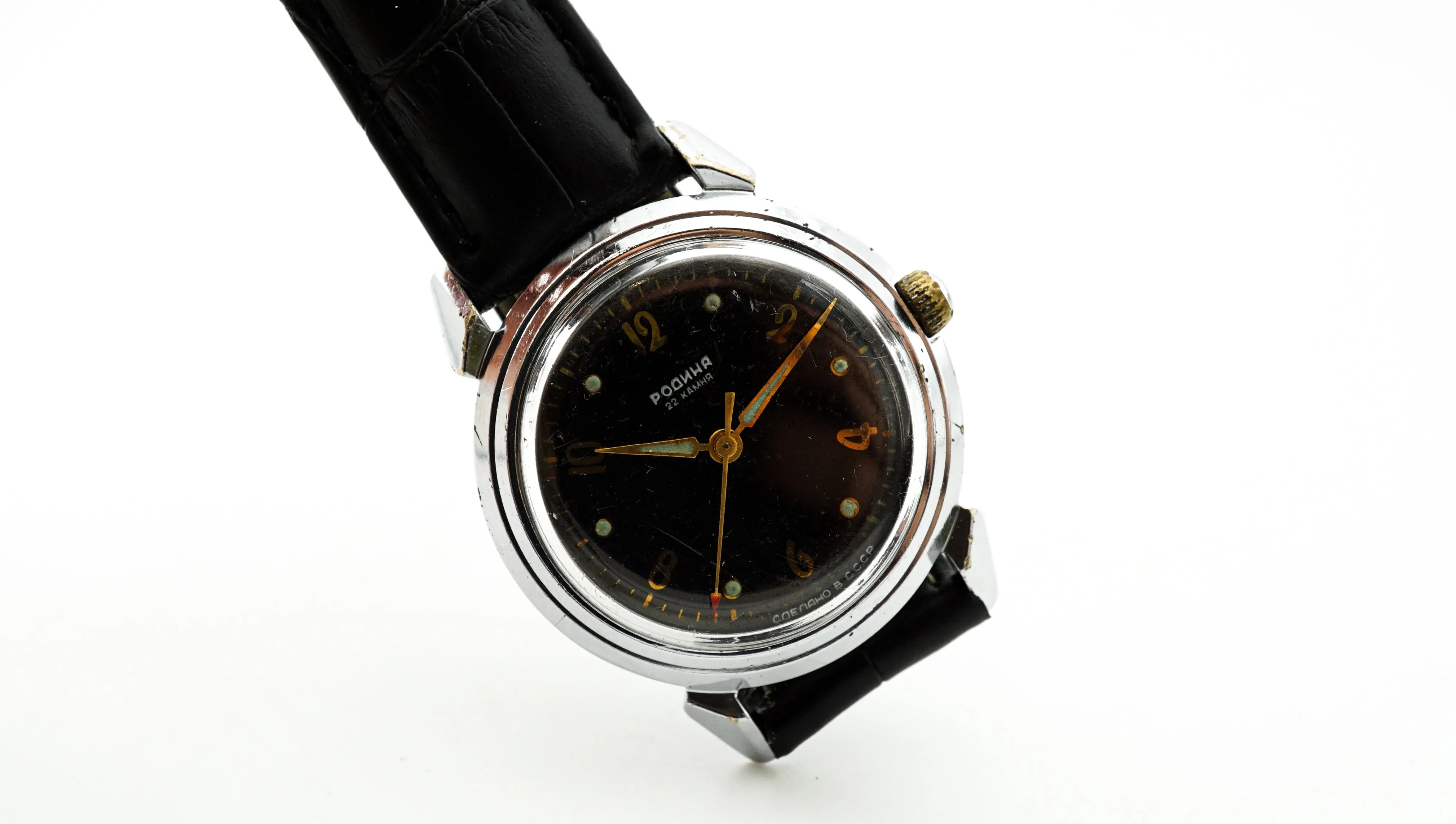 Vintage Rodina 1MCHZ Soviet automatic mechanical watch 22 jewels, black dial