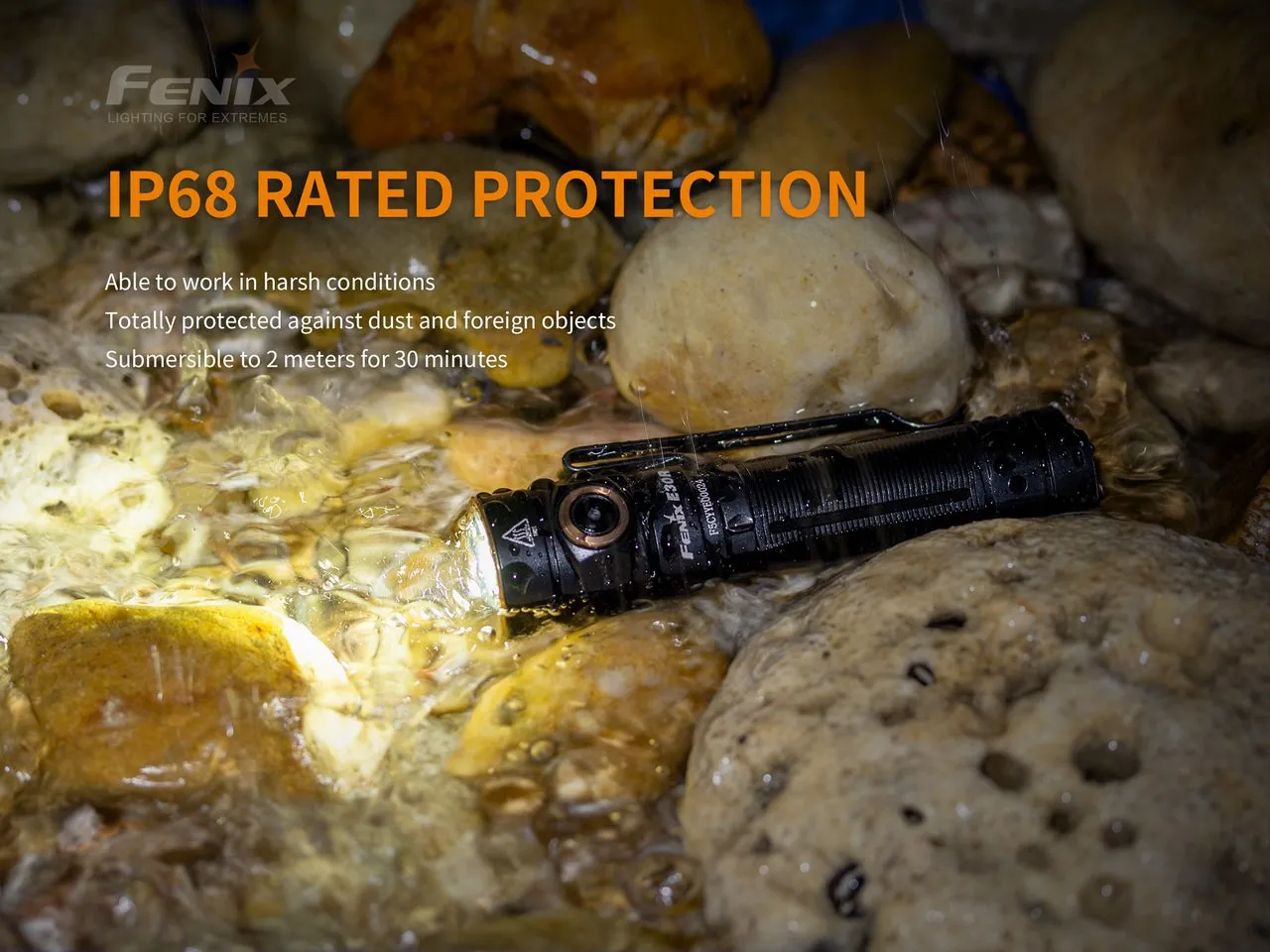 [Y.E.S] Fenix E30R Luminus SST40 LED Flashlight 1600 Lumens